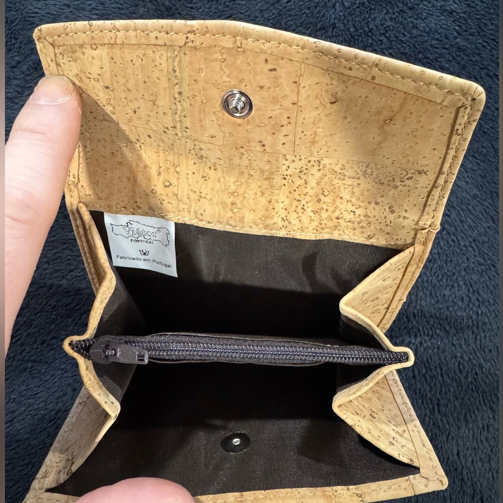 NWOT Viator Cork Wallet - Picture 4 of 9
